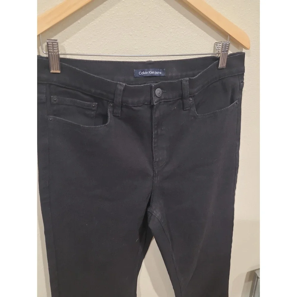 Calvin Klein Women SZ 10 Straight leg Black Jean Stretch classic 5 pocket casual